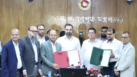 বদলে গেলো আবাহনী মাঠের নাম