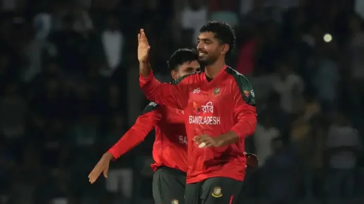 ২ উইকেট নিয়ে বাংলাদেশকে ম্যাচে ফেরালেন সাইফ