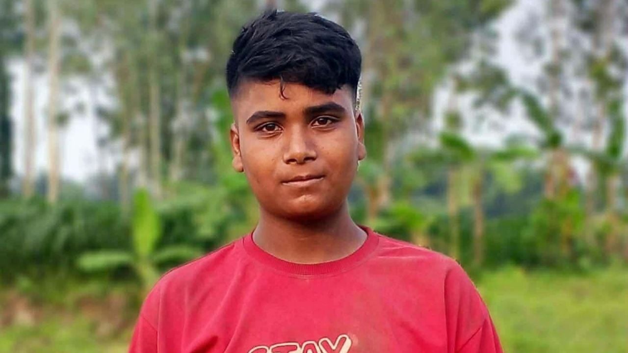 গলায় মাংস আটকে কিশোরের মৃত্যু