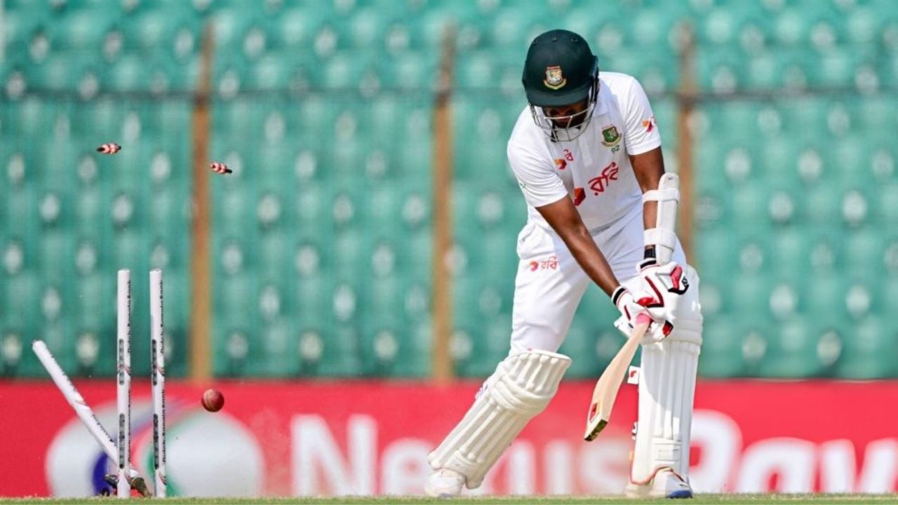 ৫৪ রানে অলআউট, ইনিংস ব্যবধানে হার বাংলাদেশের