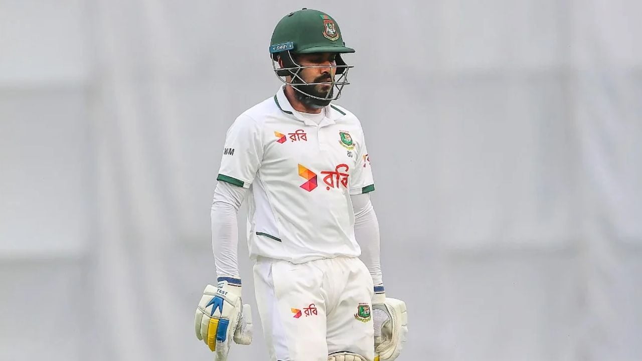 বাংলাদেশের লিড ১০০ ছাড়ালো, আলোকস্বল্পতায় খেলা বন্ধ