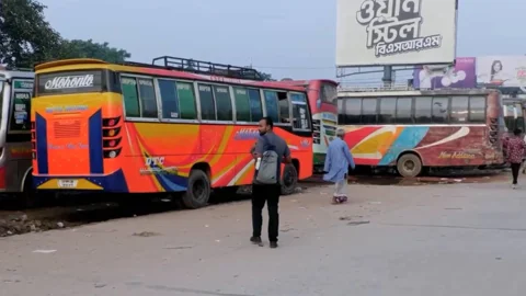 নওগাঁয় দুইদিন ধরে বাস চলাচল বন্ধ