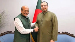 পলাতকরা যেন অস্থিতিশীলতার চেষ্টা করতে না পারে: ভারতীয় হাইকমিশনারের প্রতি আহ্বান