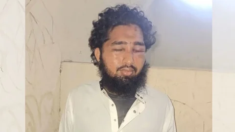 নারায়ণগঞ্জে মাদ্রাসাছাত্রকে ধর্ষণের অভিযোগে শিক্ষক গ্রেপ্তার