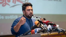 সরকারও আশির দশকে ফিরে যেতে চাচ্ছে: নাহিদ ইসলাম