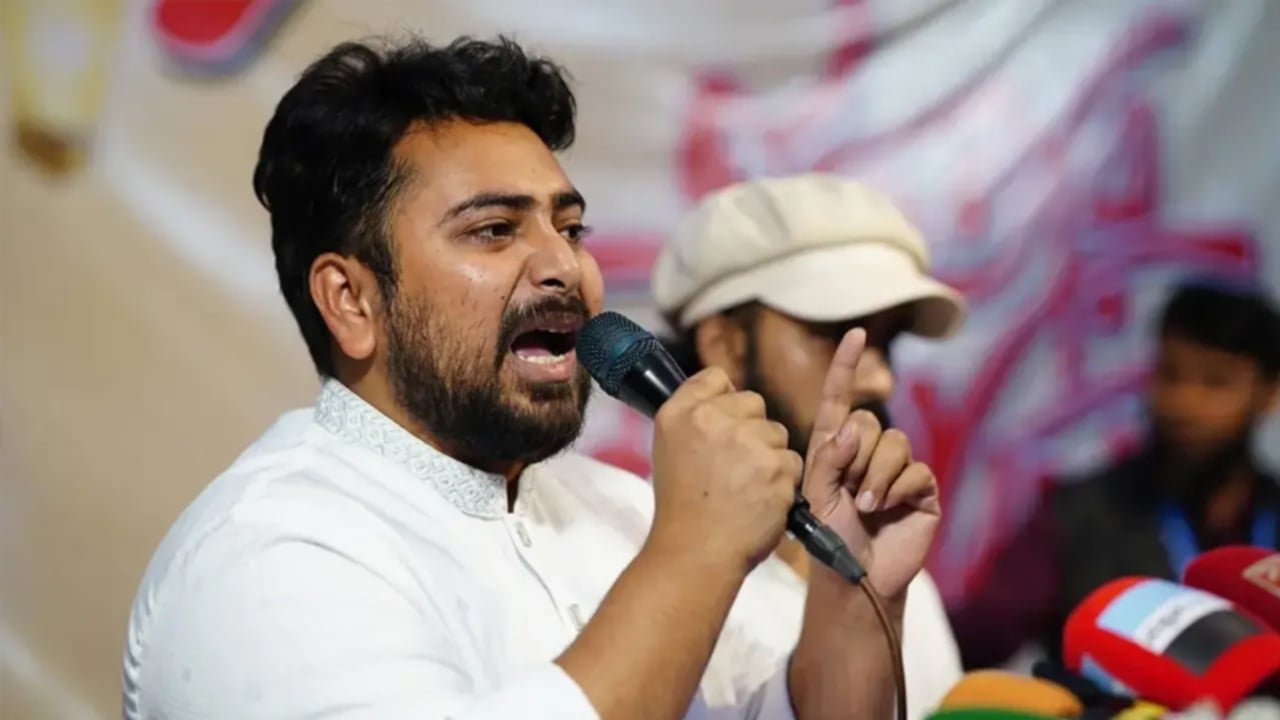এই সরকার বিশ্বাসঘাতক: নাহিদ ইসলাম