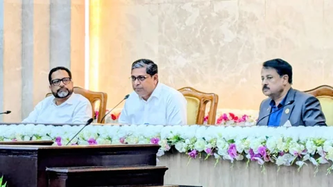 ঢাকাকে বাসযোগ্য করতে অভিযানে নামছে ২০টি পরিবীক্ষণ টিম