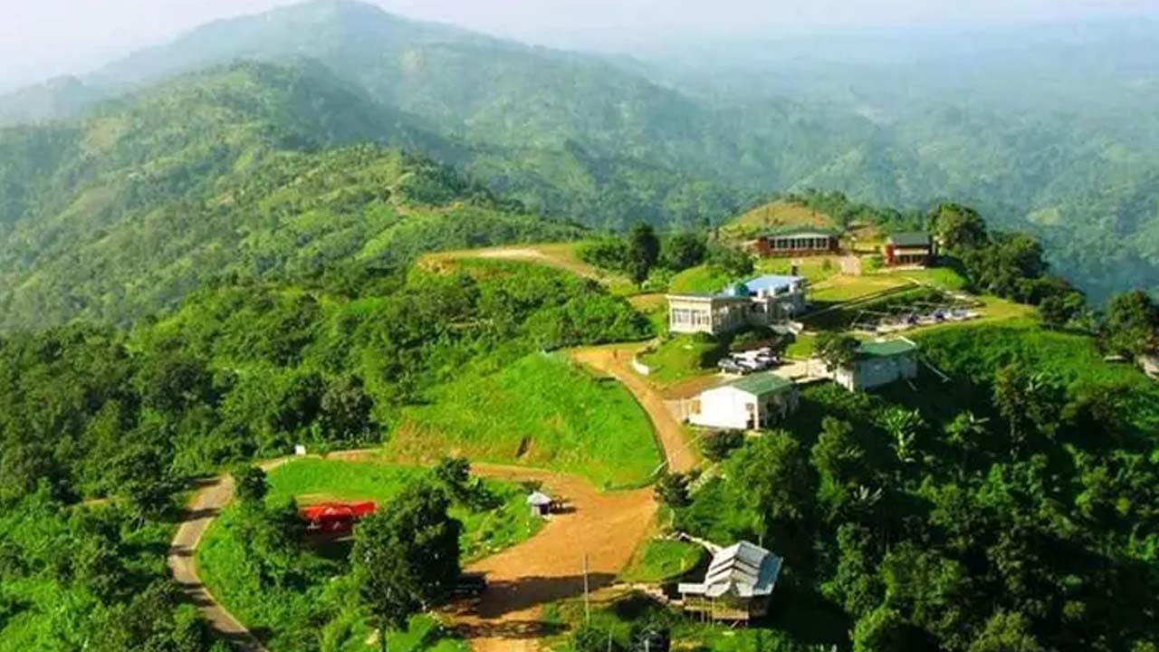 নিষেধাজ্ঞা প্রত্যাহার: বান্দরবানে পর্যটকদের যেতে মানা নেই