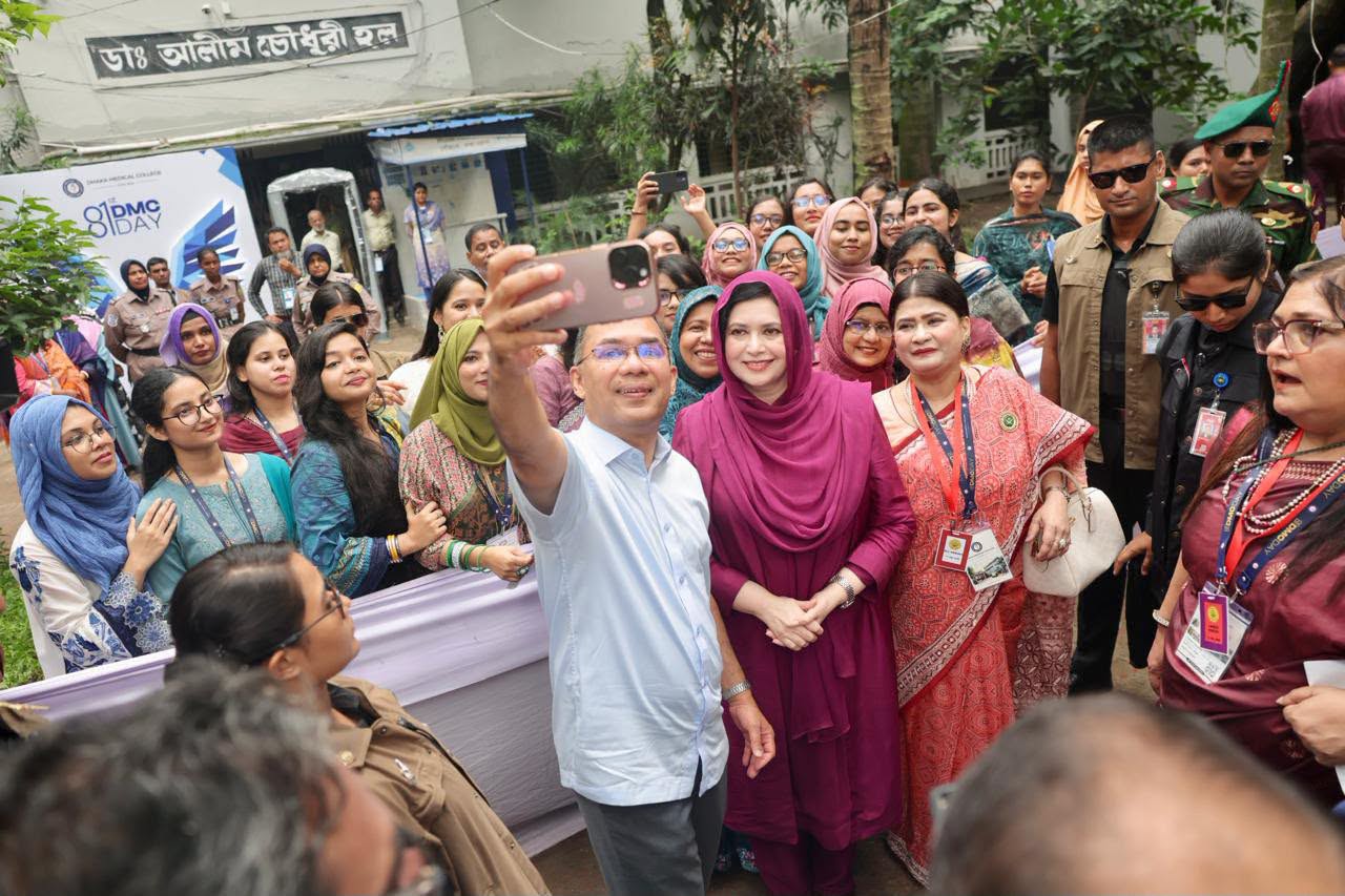 প্রধানমন্ত্রী (3)