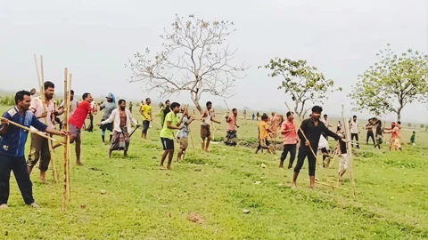 জাল চুরিকে কেন্দ্র করে দুই পক্ষের সংঘর্ষ, আহত ৩০