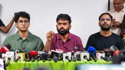 মুক্তি পেলেন ককরোচের ৩ নেতা