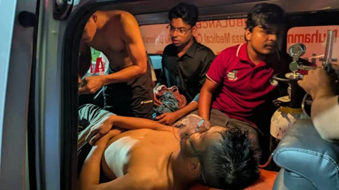 ঢাবিতে মীমাংসা বৈঠকে ছাত্রদলের দুপক্ষের সংঘর্ষ, আহত ৪