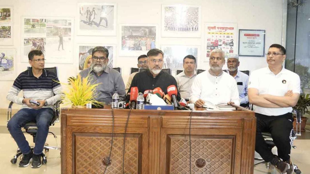 ৭২ ঘণ্টার সমন্বিত পরিকল্পনায় কোরবানির বর্জ্য অপসারণ ডিএনসিসির