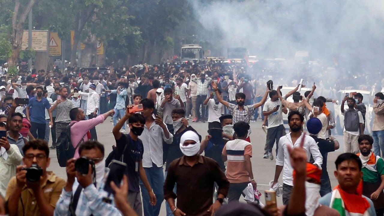 দিল্লিতে সিইসিবিরোধী বিক্ষোভ