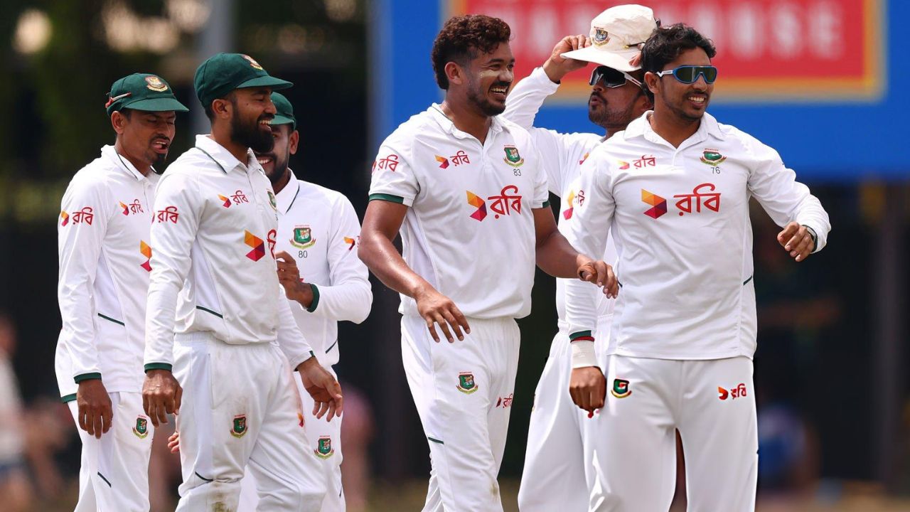গ্রিন-স্টার্ক জুটি ভাঙলেন তাসকিন