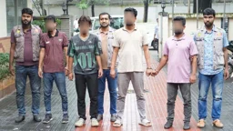 যাত্রাবাড়ীতে ককটেল বিস্ফোরণ: আওয়ামী লীগ নেতাসহ গ্রেপ্তার ৪