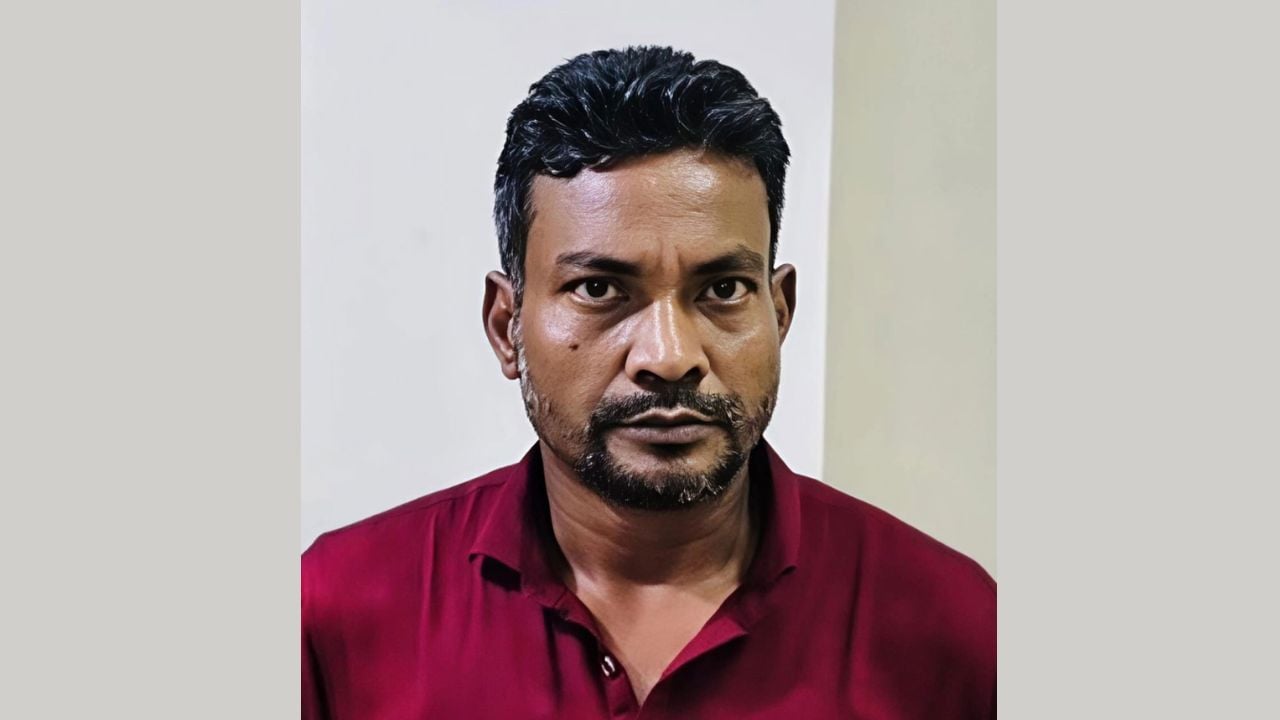 ‘একটা জ্যাতা নমো পুড়মু’– চেয়ারম্যান প্রার্থীকে হুমকি দেওয়া সেই বিএনপি নেতা গ্রেপ্তার