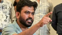 ভারতজুড়ে নতুন কর্মসূচি ঘোষণা ককরোচ পার্টির
