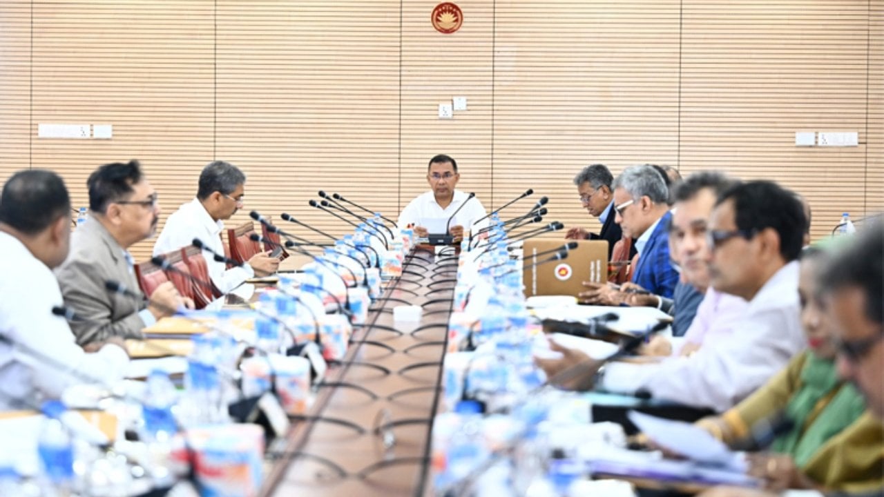 প্রধানমন্ত্রীর সভাপতিত্বে চলছে একনেক সভা