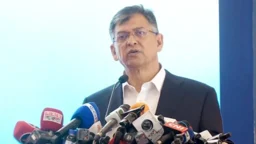 ফ্যাসিবাদের সঙ্গে যোগাযোগ রাখলে রাষ্ট্রদ্রোহ মামলা: পুলিশের উদ্দেশে স্বরাষ্ট্রমন্ত্রী