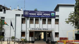 পাবনায় যুবককে কুপিয়ে হত্যা