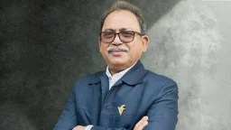 বিএনপির মনোনয়ন ফরম কিনলেন মির্জা ফখরুলের ভাই
