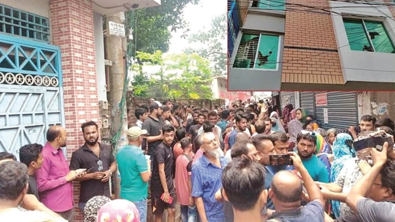 যশোরে জামায়াত এমপির বাসভবন ঘেরাও
