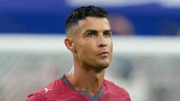 পুরো ম্যাচ বেঞ্চে বসে কাটালেন রোনালদো