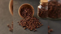 বাজারে বিক্রি হচ্ছে নকল লবঙ্গ, চিনবেন যেভাবে