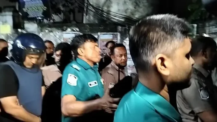৫ দিনের রিমান্ডে সাবেক ওসি রাকিবুল