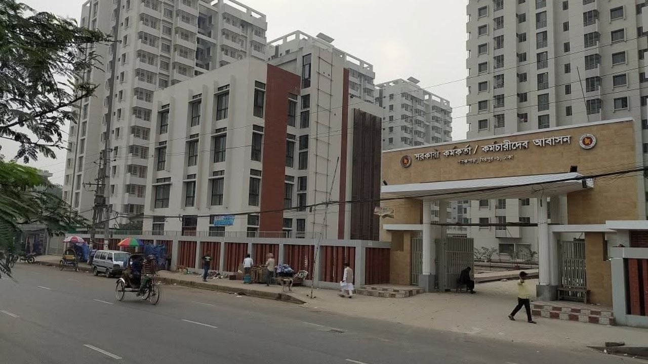 সরকারি সব কলোনির আবর্জনা দুইদিনের মধ্যে পরিষ্কারের নির্দেশ