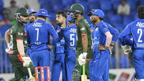 বাংলাদেশ করলো ১৬০, আফগানদের থামাতে হবে ১১৯ রানের মধ্যে