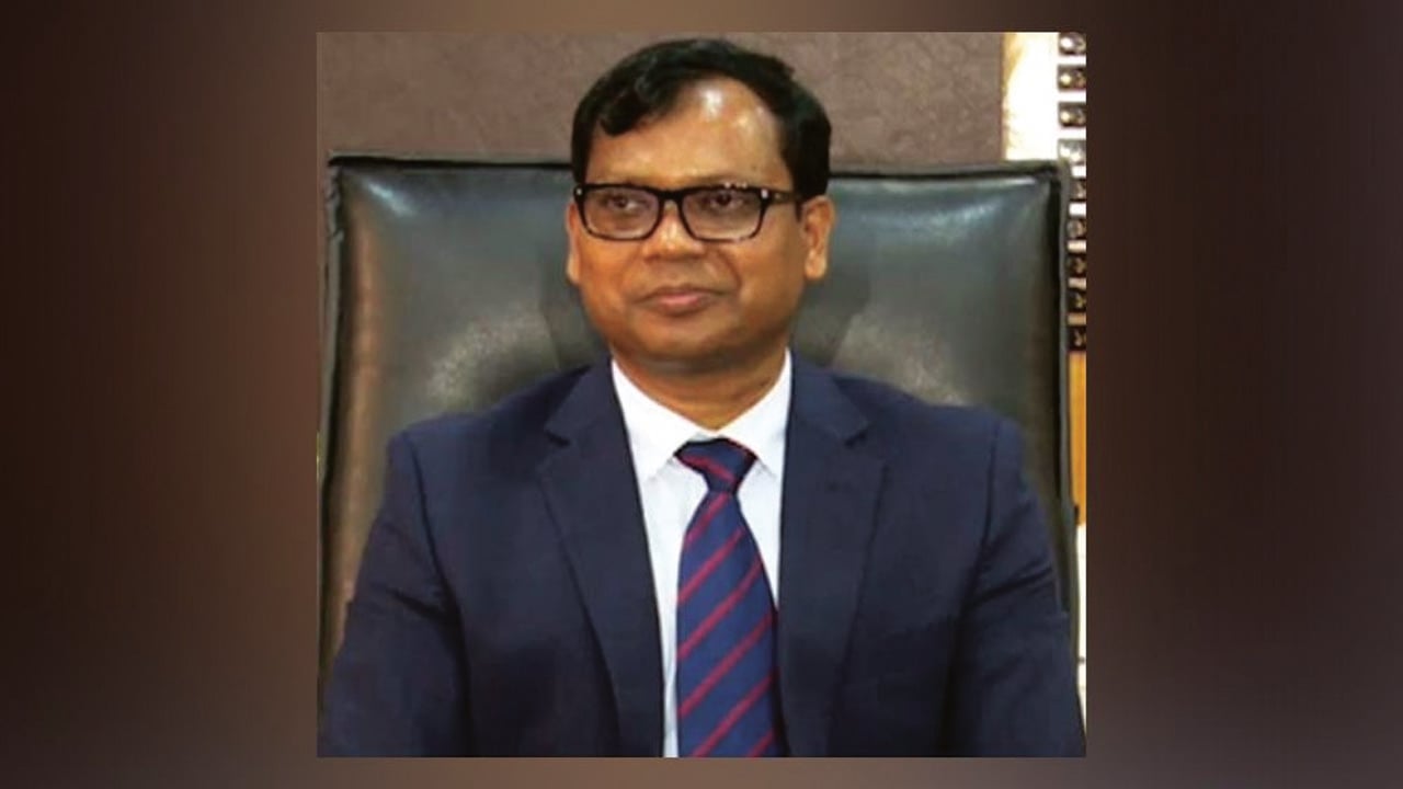 ‘ভালো থাকুন সিলেটবাসী’ ফেসবুকে ডিসি সারওয়ার