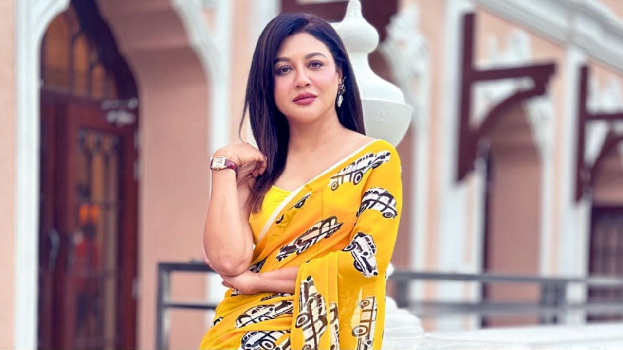 জন্মদিন উদযাপনে কিছুটা লজ্জা পাই: জয়া আহসান