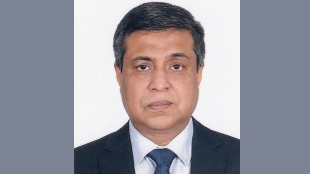 ঢাকা বিভাগীয় কমিশনার হলেন মনিরুজ্জামান মিঞা