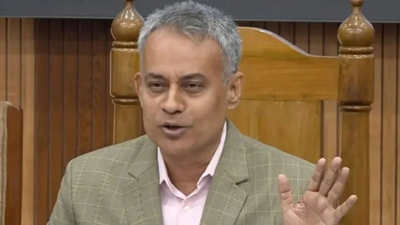 লালদিয়া কনটেইনার টার্মিনালের ভিত্তিপ্রস্তর স্থাপন ৩০ আগস্ট: সেতুমন্ত্রী