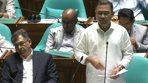 গ্যাস-বিদ্যুৎ সংকট সমাধানে ‘গাড়ির লংমার্চ’ নয়, প্রয়োজন কার্যকর পরিকল্পনা: প্রধানমন্ত্রী