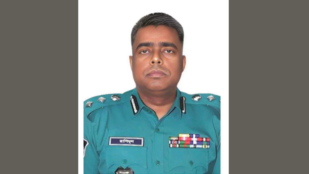 বিতর্কিত বক্তব্য দেওয়ায় কেএমপির অতিরিক্ত কমিশনার প্রত্যাহার