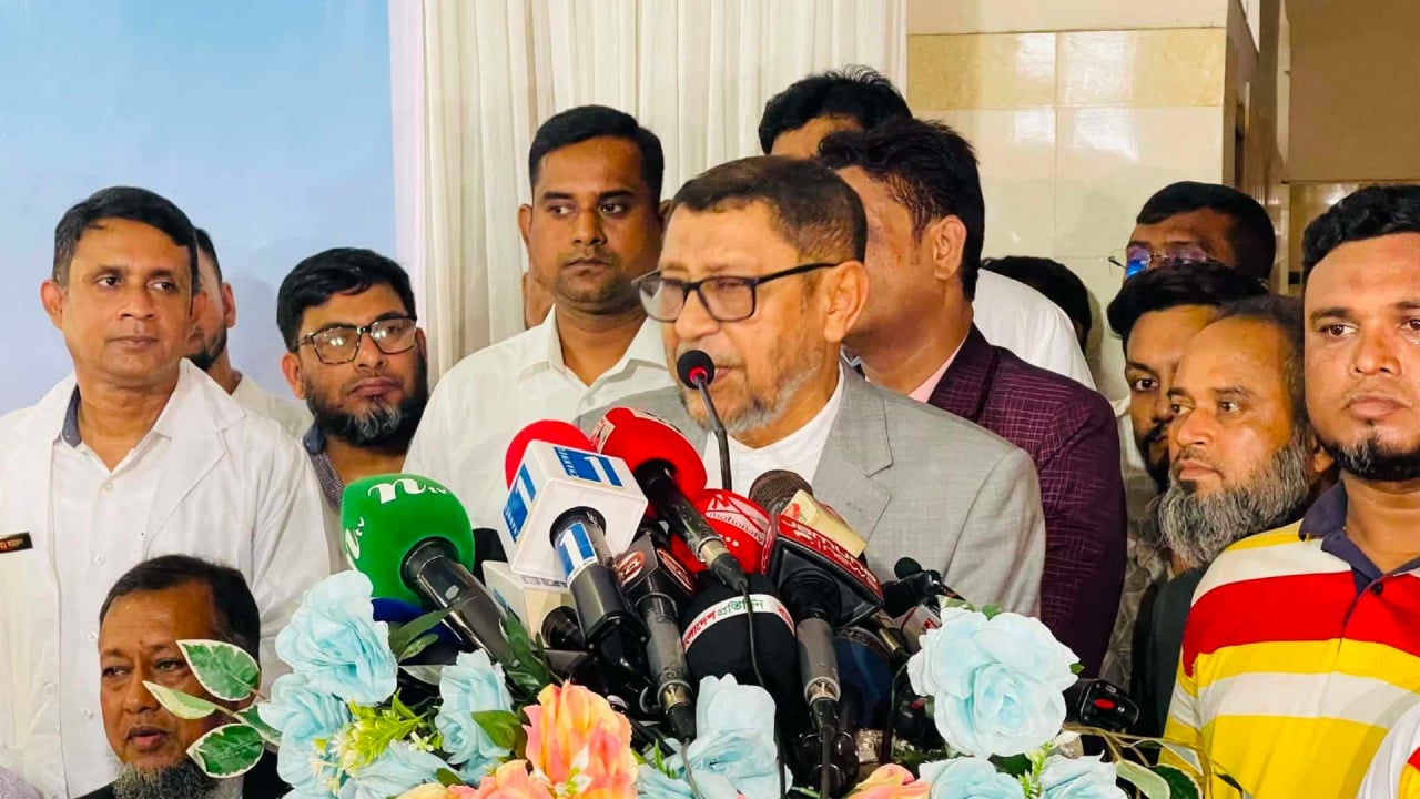 ৮০ হাজার নারী স্বাস্থ্যকর্মী নিয়োগ দেবে সরকার: স্বাস্থ্যমন্ত্রী