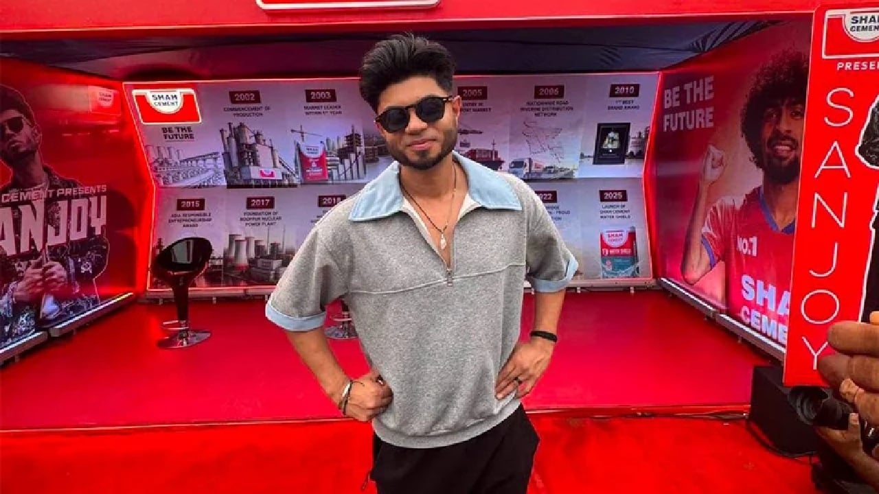 বিশ্বকাপ ফাইনালের ফেস্টে মধ্যরাতে মঞ্চে উঠবেন সঞ্জয় দেব