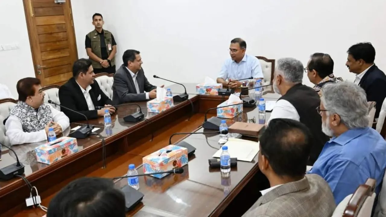 প্রধানমন্ত্রীর সঙ্গে রিহ্যাব প্রতিনিধিদলের সাক্ষাৎ