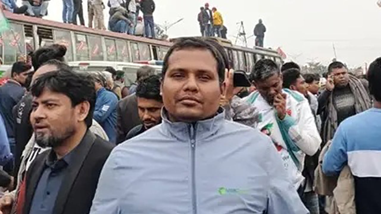 প্রবীণ শিক্ষককে ৭ মামলার ঘা 4