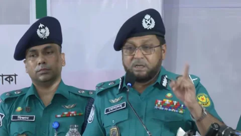 মোহাম্মদপুরে কিশোর গ্যাংয়ের অস্তিত্ব থাকবে না: ডিএমপি কমিশনার