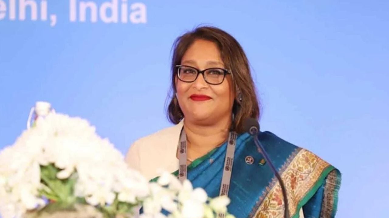 পুতুলের বিরুদ্ধে চার্জশিট দাখিলের অনুমোদন দুদকের