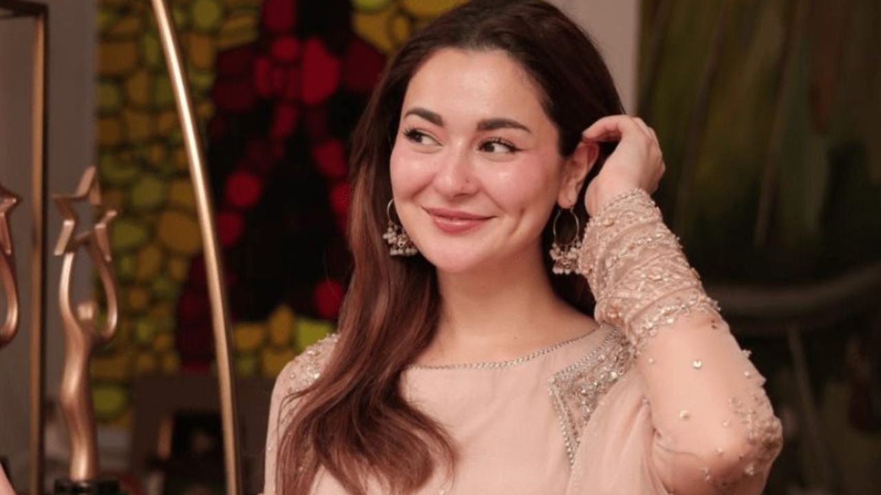 ফোর্বসের তালিকায় পাকিস্তানি অভিনেত্রী হানিয়া আমির