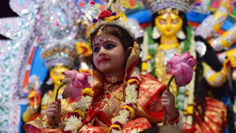 শারদীয় দুর্গোৎসবের আজ মহাঅষ্টমী ও কুমারী পূজা