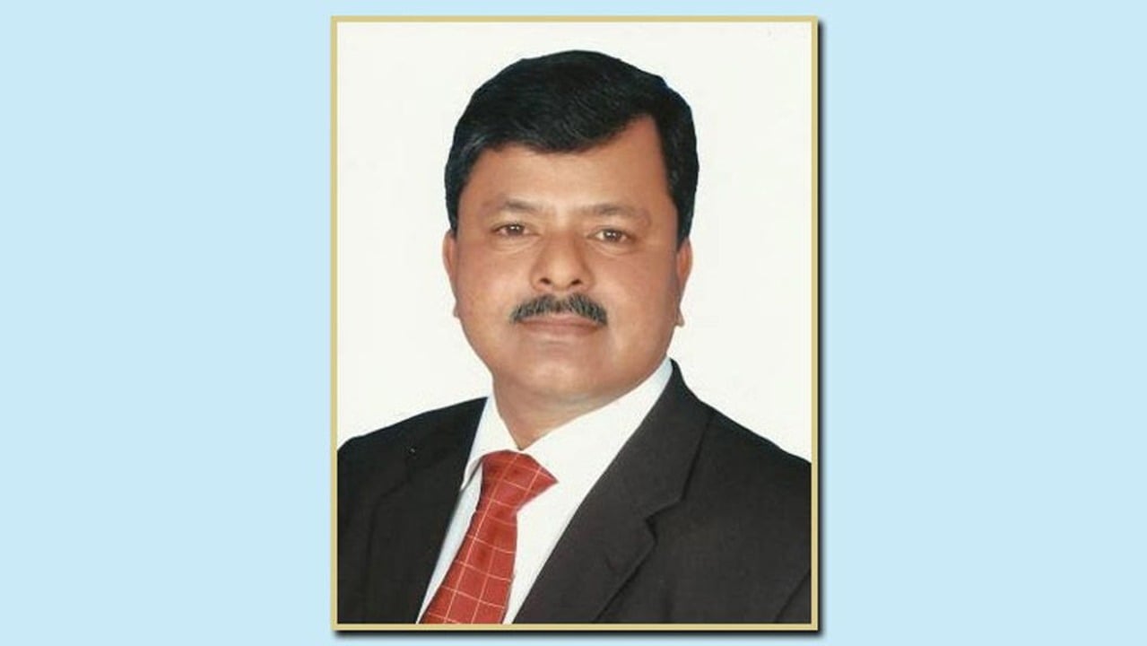 ‘স্যার, আপনাদের কথামতো ইলিয়াসকে গলফ করলাম’