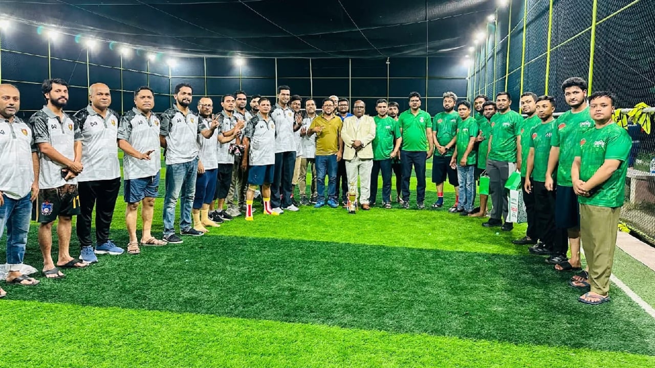 নোবিপ্রবিতে ‘আওয়ামীপন্থি শিক্ষক পুনর্বাসনের’ অভিযোগ