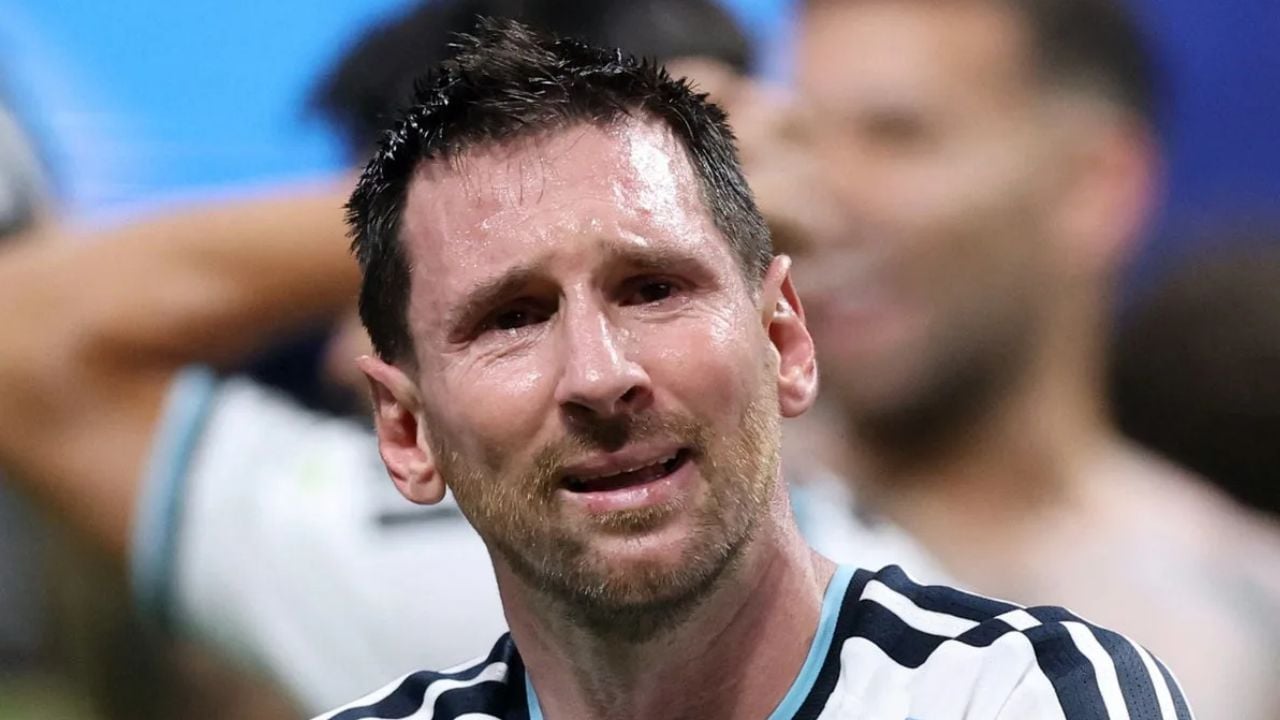 ম্যাচ শেষে কান্নার কারণ জানালেন মেসি