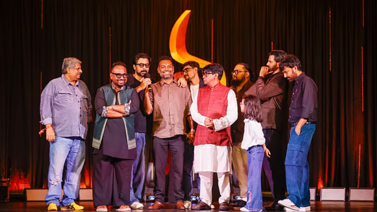 চরকি অ্যাওয়ার্ড পেলেন যারা 